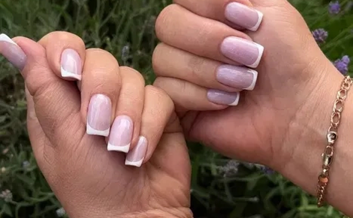 Манікюр з покриттям лише 700 грн