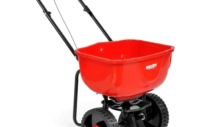 Сівалка ручна: рівномірний посів газону Сівалка ручна: рівномірний посів газону