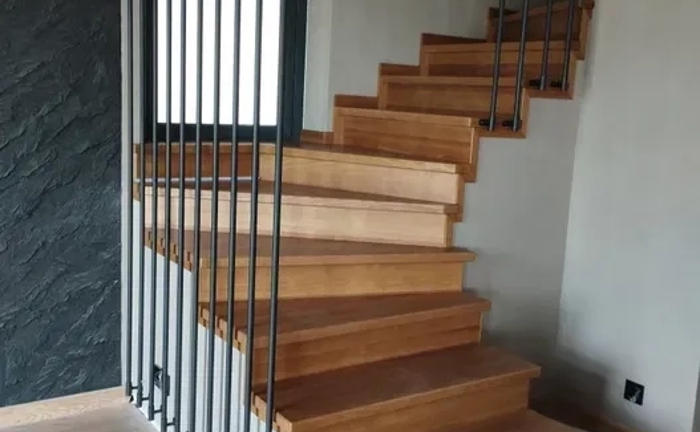 Деревянные лестницы под заказ Ирпень, Буча, Гостомель. Монтаж вагонки Деревянные лестницы под заказ Ирпень, Буча, Гостомель. Монтаж вагонки