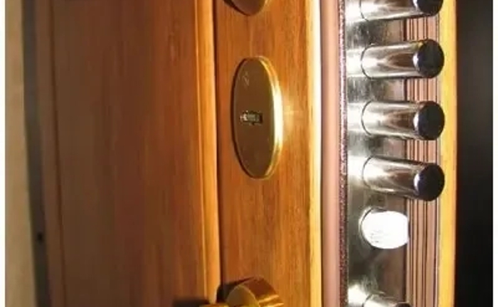 Заміна замків у двері «Новий Світ» ремонт, заміна замків, ручок, циліндра Київ Святополетрове Крюковщина Заміна замків у двері «Новий Світ» ремонт, заміна замків, ручок, циліндра Київ Святополетрове Крюковщина