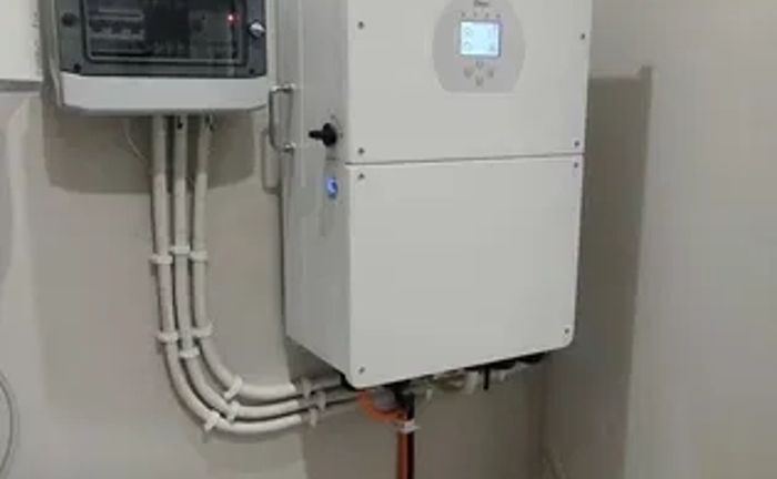 Безперебійне живлення для дому та бізнесу - монтаж систем ДБЖ та СЕС