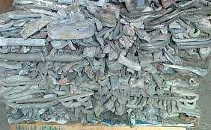 Купуємо брухт свинець та акумуляторіи б/у