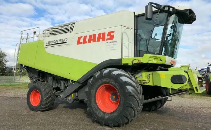 Зернозбиральний комбайн Claas Lexion 580 Зернозбиральний комбайн Claas Lexion 580