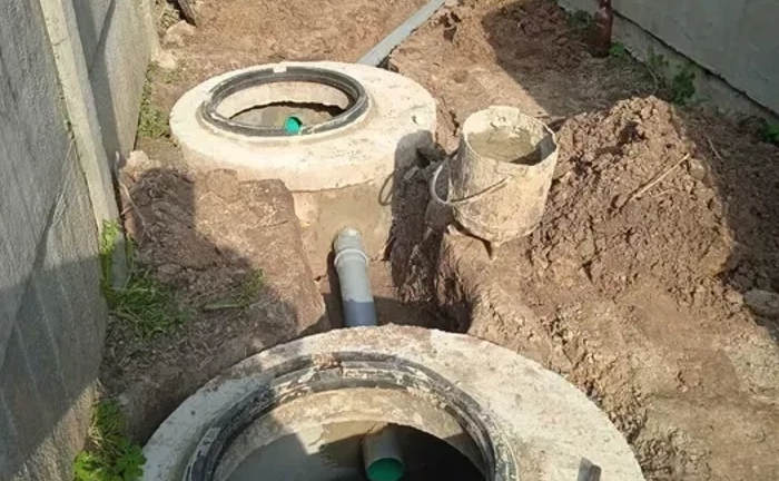 Копання вигрібних ям, копання септиків під ключ , копання каналізації