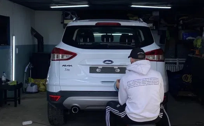 Петяжка стелі авто салону: повернемо салону вигляд нового авто!