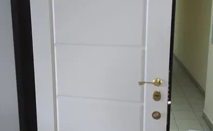 Ремонт, реставрація металевих дверей, установка замків, МДФ накладок Ремонт, реставрація металевих дверей, установка замків, МДФ накладок