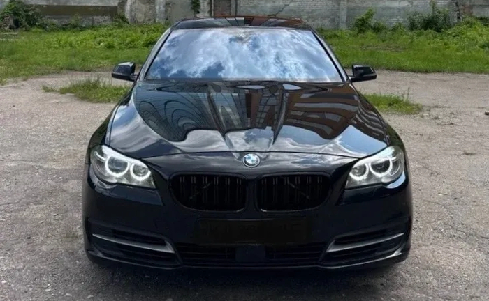 Авто BMW 535d (2014)— Потужність та комфорт бізнес-класу