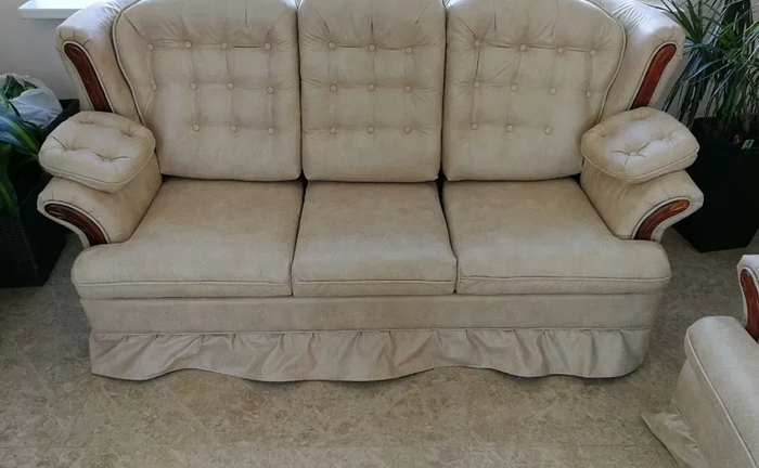 Перетяжка ремонт м'яких меблів будь-якої складності, Київ Перетяжка ремонт м'яких меблів будь-якої складності, Київ