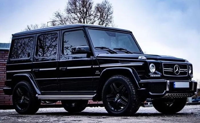 202 Mercedes-Benz G63 AMG Кубік Гелик без водія 202 Mercedes-Benz G63 AMG Кубік Гелик без водія