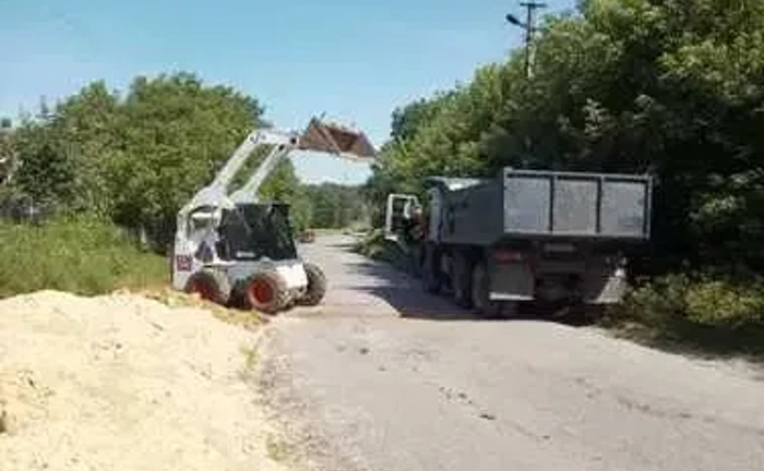 Камаз Вивіз строй мусора землі вывоз хламу загрузка вивоз