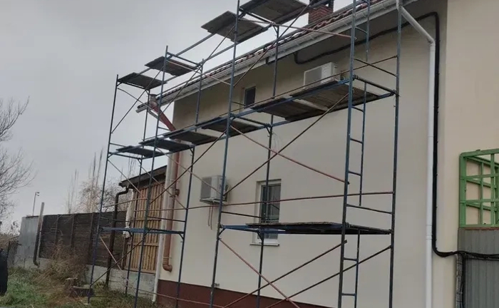 Ліси будівельні , риштування