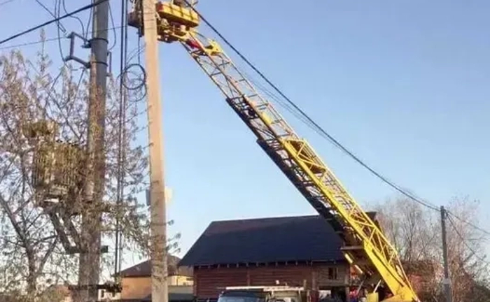 Автовишка 17м 22м м. Кременчук Автовишка 17м 22м м. Кременчук