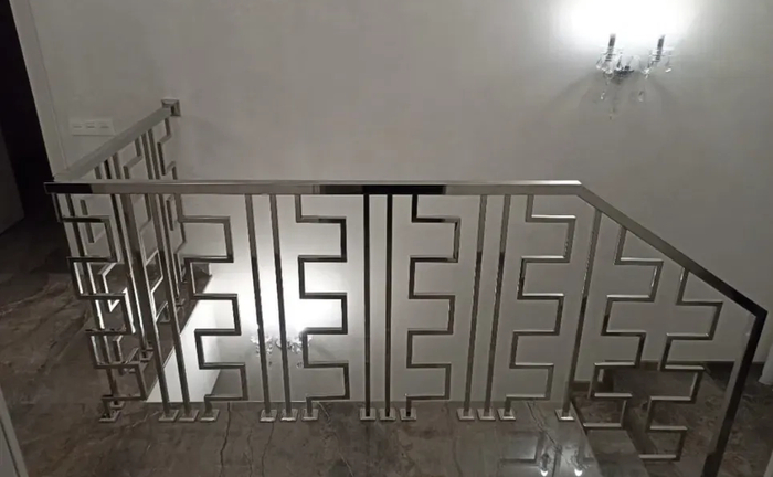 Поруччя з нержавіючої сталі, вироби з нержавіючої сталі, перила для сходів