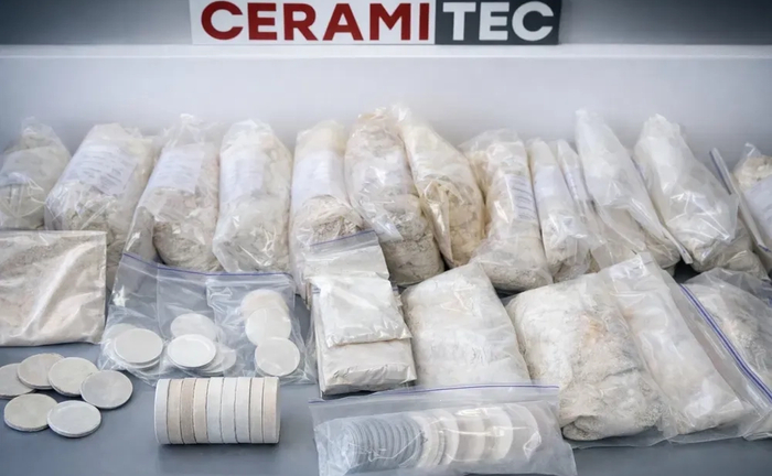 Лабораторні аналізи глини, каоліну, польових шпатів Дослідження 100 $