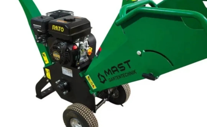 Щепоріз, подрібнювача гілок бензиновий