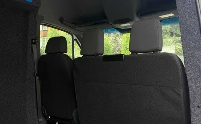 Переобладнання автомобіля з вантажного в вантажо-пасажир. Переобладнання автомобіля з вантажного в вантажо-пасажир.