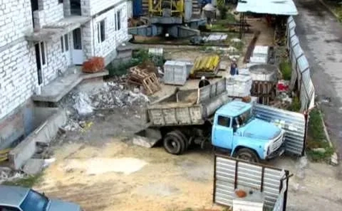 Вывоз мусора, доставка бетон, щебень, раствор, отсев. Вывоз мусора, доставка бетон, щебень, раствор, отсев.