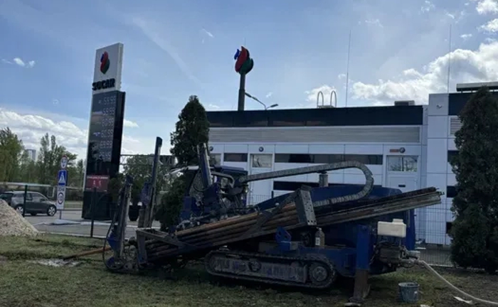 Прокол під дорогою методом гнб Прокол під дорогою методом гнб