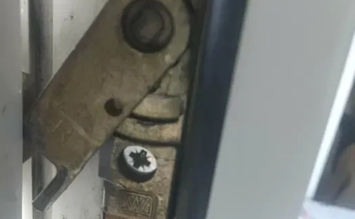 РЕМОНТ та МОДЕРНІЗАЦІЯ вікон, дверей, балконів ! Якісно та шкидко! РЕМОНТ та МОДЕРНІЗАЦІЯ вікон, дверей, балконів ! Якісно та шкидко!