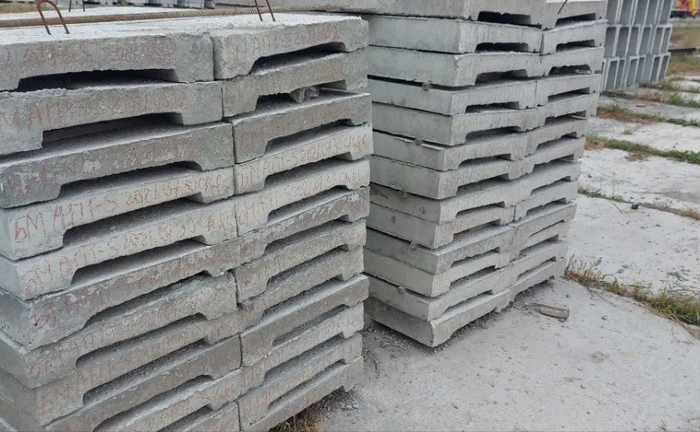 Парапетні плити АП 1-5, АП 1-6 від заводу виробника BM BETON