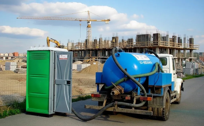 Асенізатор – швидке та ефективне очищення ям Асенізатор – швидке та ефективне очищення ям