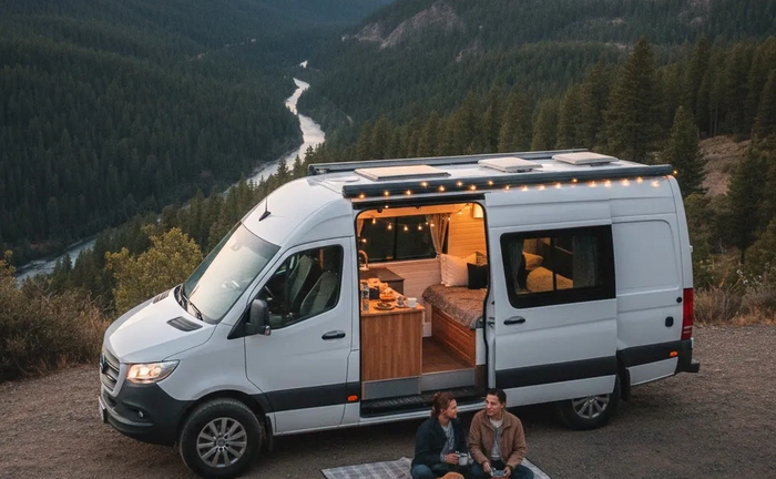 Кемпер.Комфортний будинок на колесах.