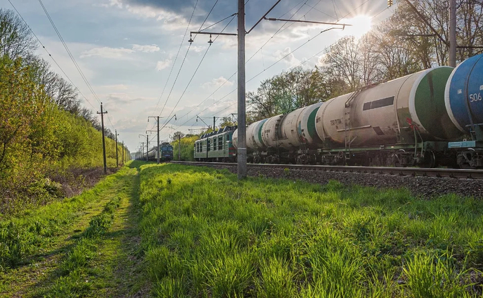 Вагон - цистерна! Швидко, надійно!