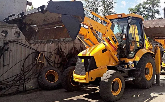 Екскаватор JCB 3! Екскаватор JCB 3!