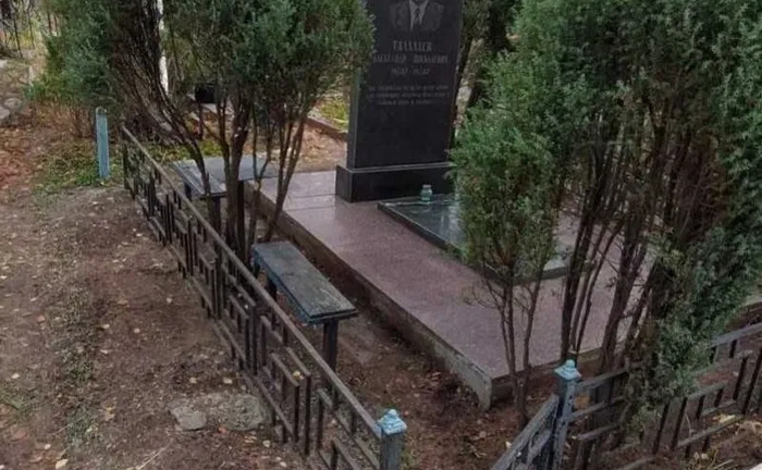 Уборка и уход за могилами и памятниками на любом кладбище Кривого Рога Уборка и уход за могилами и памятниками на любом кладбище Кривого Рога