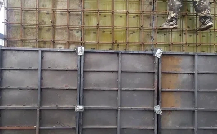 Стінова опалубка для фундаментів та армопоясів.