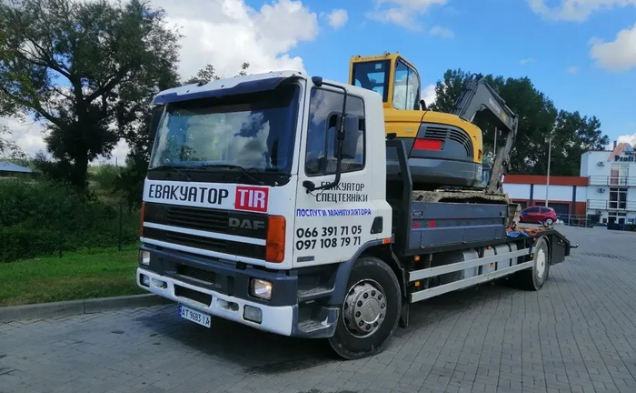 Евакуатор 10 т. Спеціалізовані Перевезення Сільгосптехніки. Надійний Транспорт для Вашого Обладнання!
