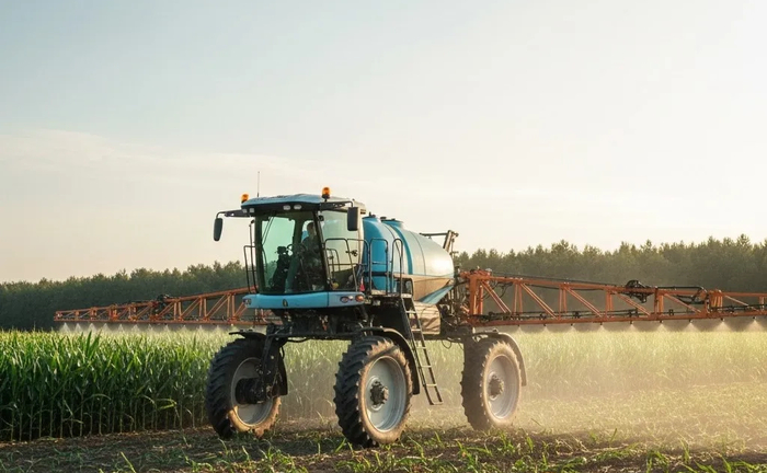 Обприскувач польовий для внесення ЗЗР і добрив Обприскувач польовий для внесення ЗЗР і добрив