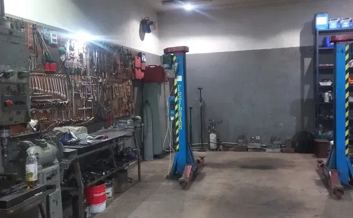 Надаємо послуги з ремонту бензинових та дизельних моторів. Надаємо послуги з ремонту бензинових та дизельних моторів.