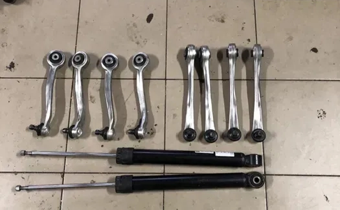 Реставрація кульових опор , рульових тяг та наконечників