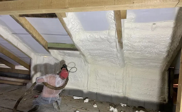 Утеплення даху та мансарди: комфорт і тепло у вашому домі! Утеплення даху та мансарди: комфорт і тепло у вашому домі!