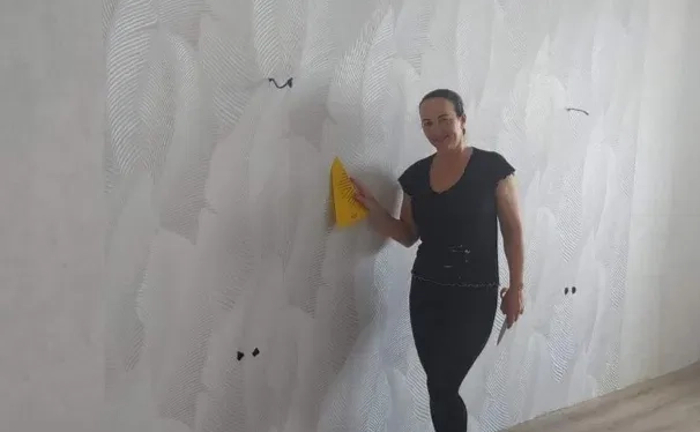 Поклейка шпалер, покраска потолків. Стаж роботи більше 25років - від 120-150 грн/м²