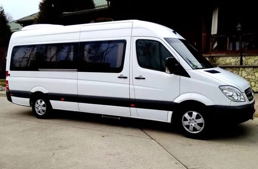 312 Мікроавтобус на весілля трансфер Mercedes Sprinter з водієм Київ