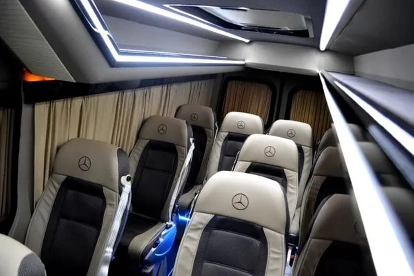 312 Мікроавтобус на весілля трансфер Mercedes Sprinter з водієм Київ