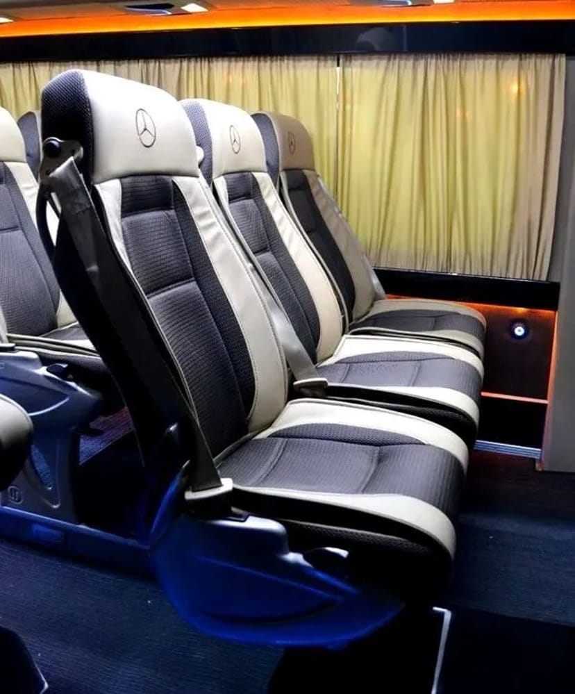 312 Мікроавтобус на весілля трансфер Mercedes Sprinter з водієм Київ