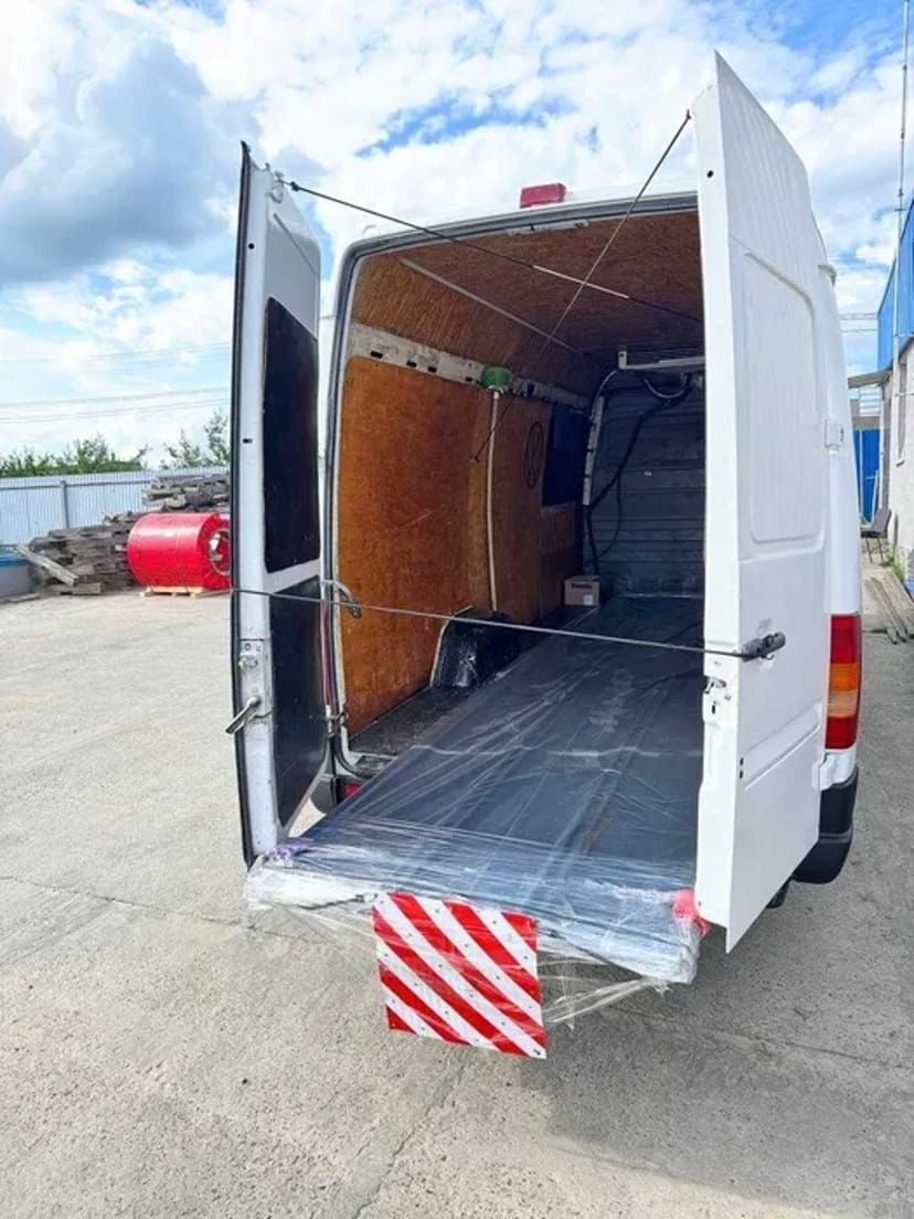 Вантажні перевезення у Львові - доступні ціни та професійний сервіс!