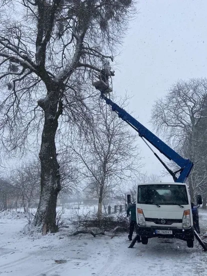 Автовишки 22м Львів