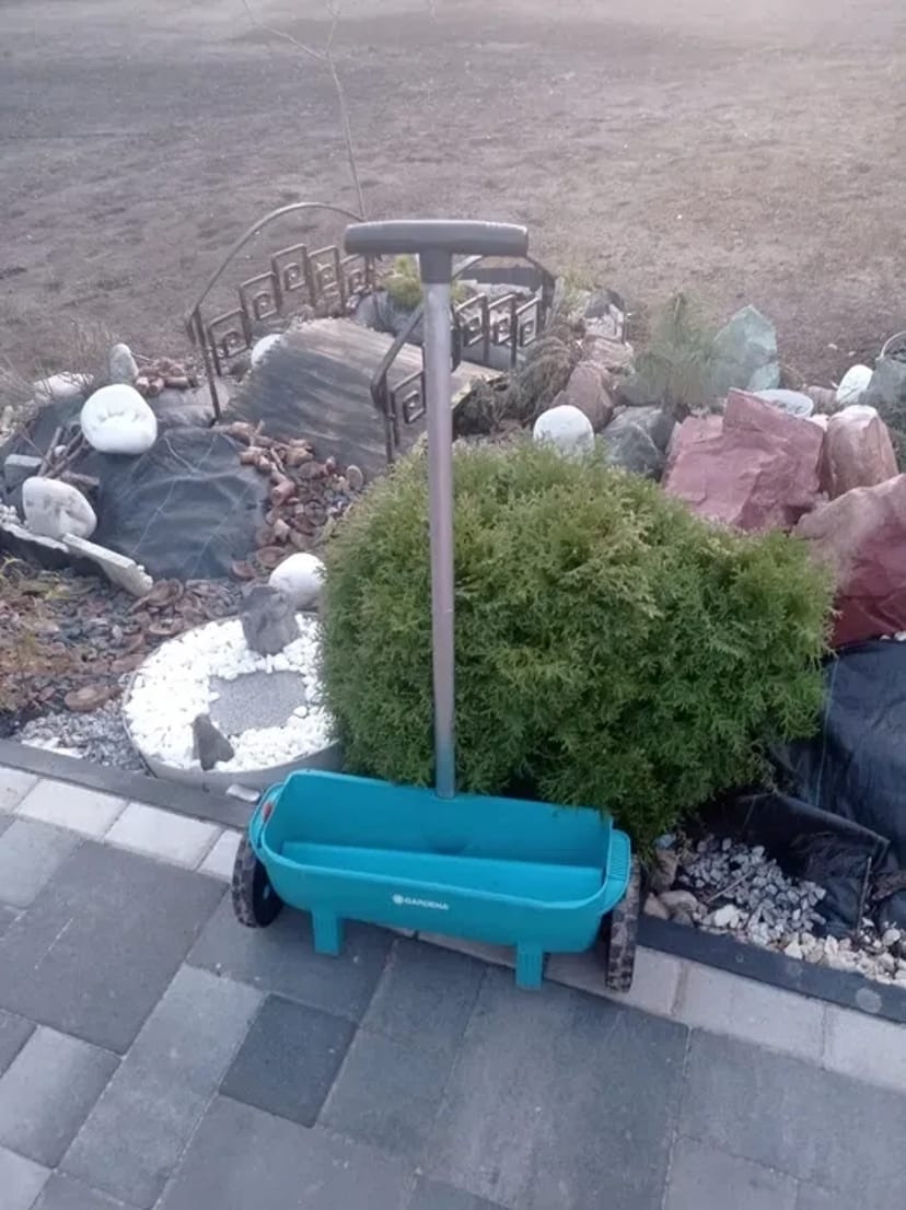 Новинка розкидач точного посіву.