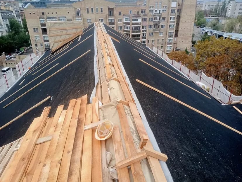 Кровельные работы (монтаж / демонтаж) Реконструкция. Ремонт. Утепление