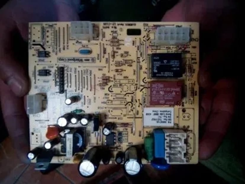 Швидкий та надійний ремонт холодильників на дому з виїздом майстра