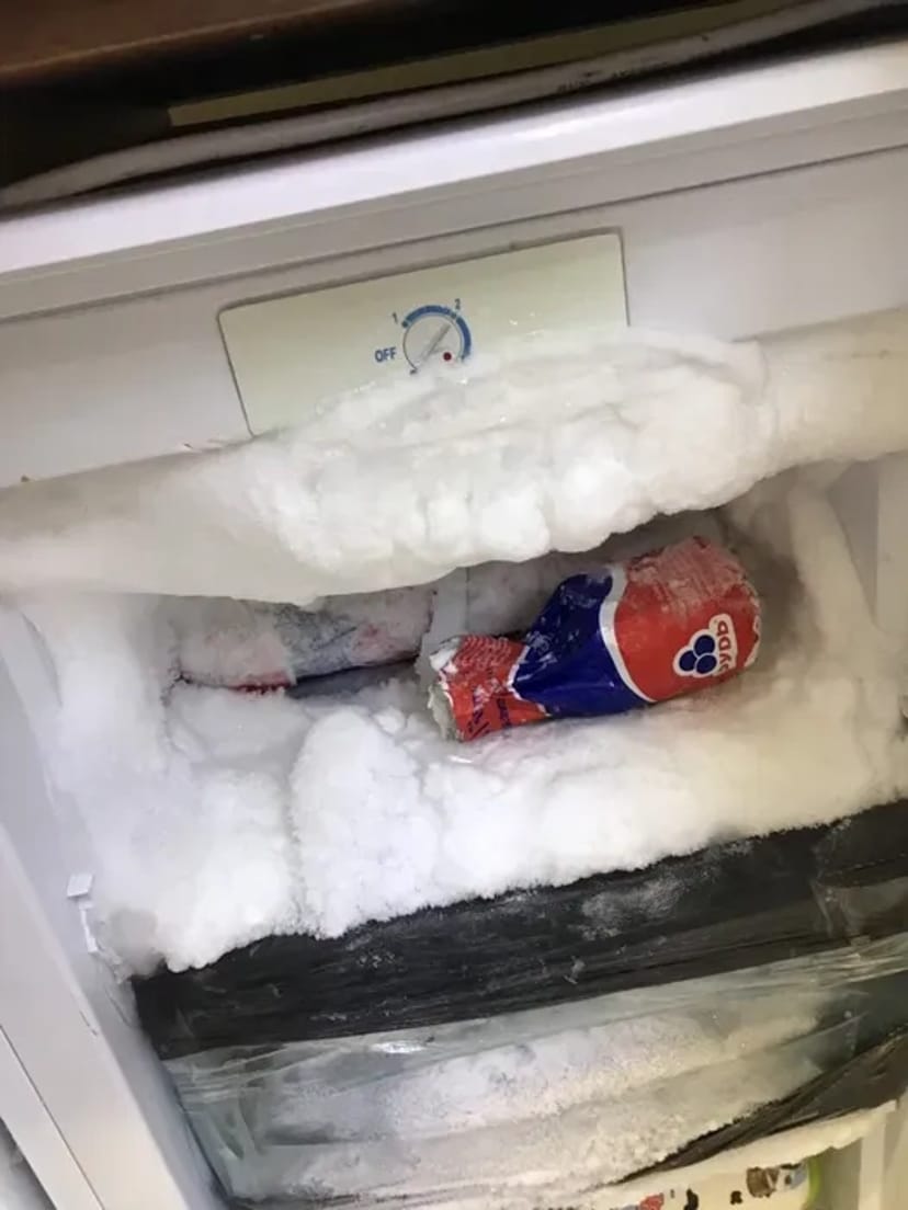 Швидкий та надійний ремонт холодильників на дому з виїздом майстра