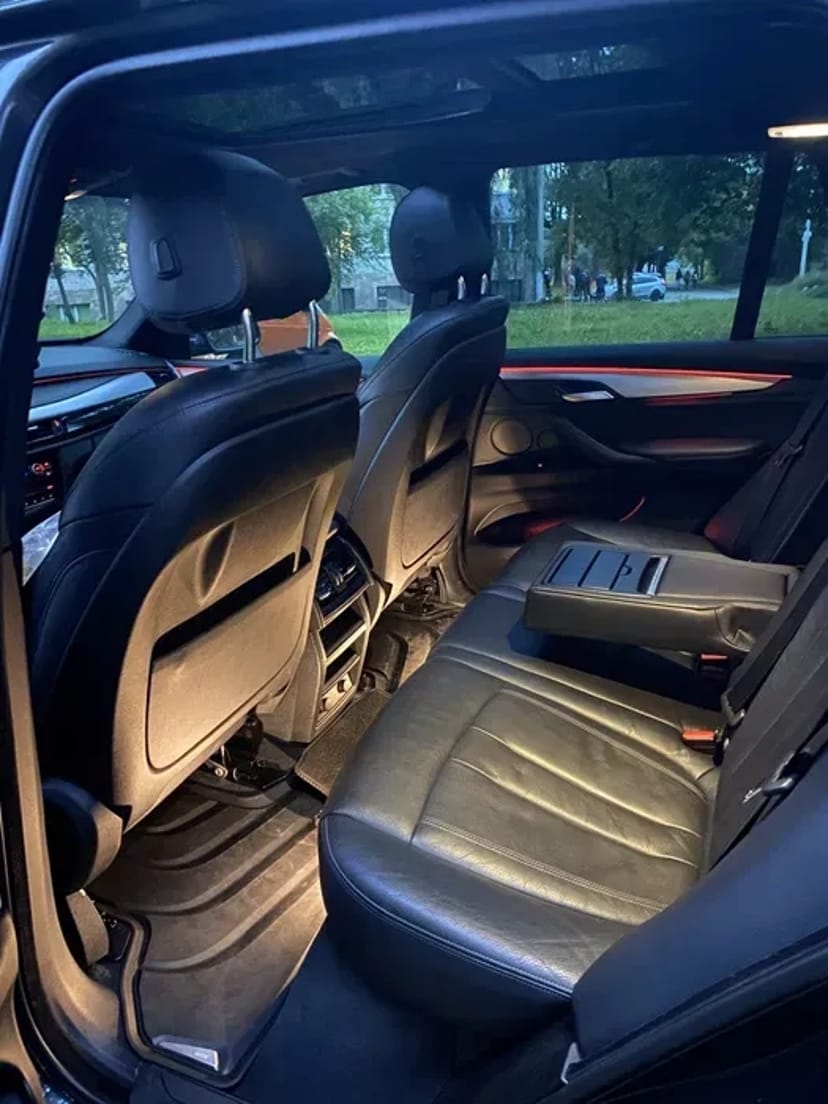 Трансфер еліт авто кортеж весілля BMW X5 F15
