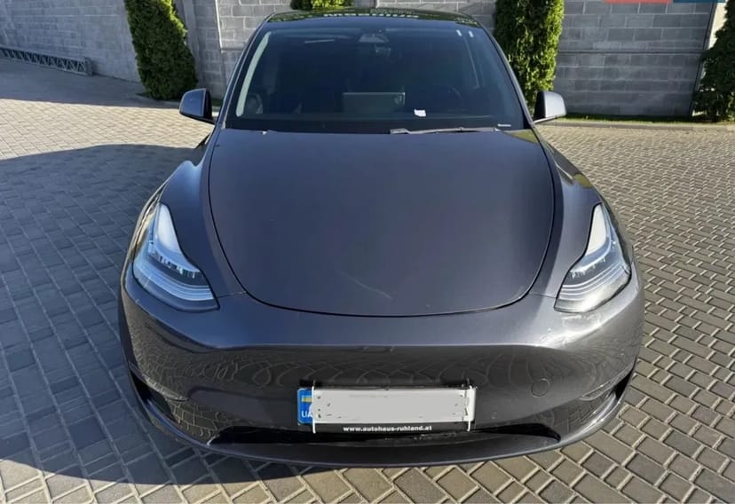 Подобово авто Tesla Model Y Львів