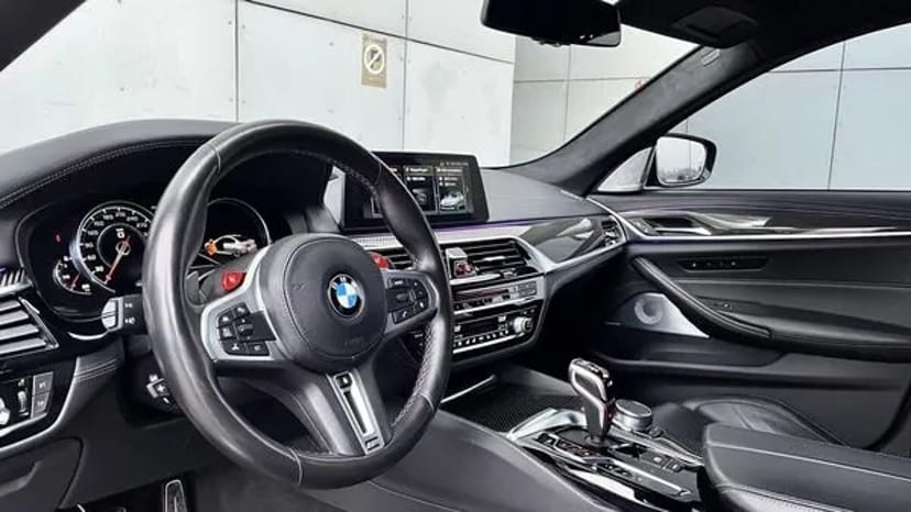 193 BMW M5 F90 Competition без водія