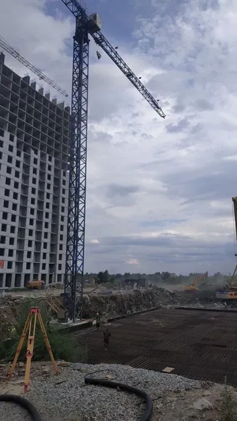 Послуги .Топографія. Геодезія. Винесення межі земельної ділянки. Винесення осей