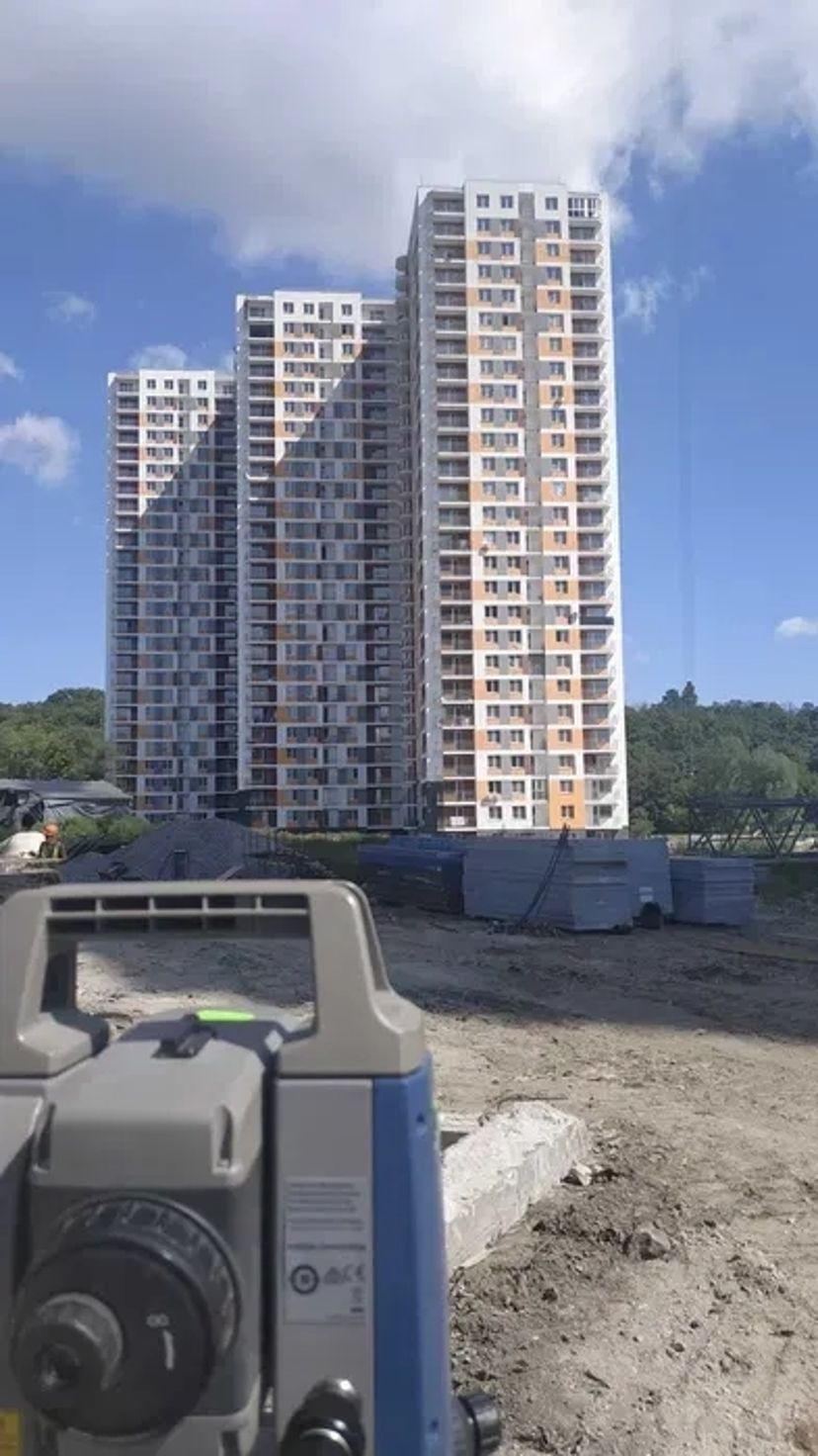 Послуги .Топографія. Геодезія. Винесення межі земельної ділянки. Винесення осей